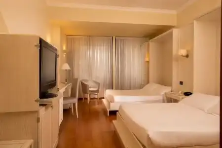 Best Western Plus Globus - 38