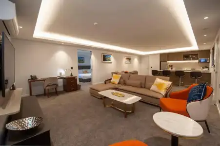 Regal Palms Resort - 11