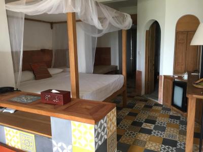 Villa Louise Hue Beach and Spa - 28