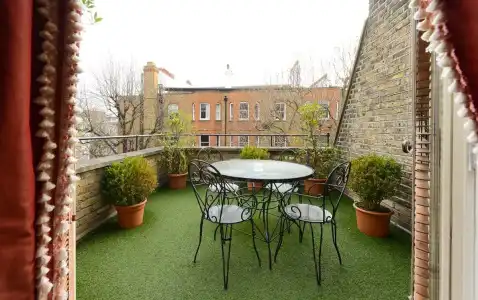 Twenty Nevern Square - 144