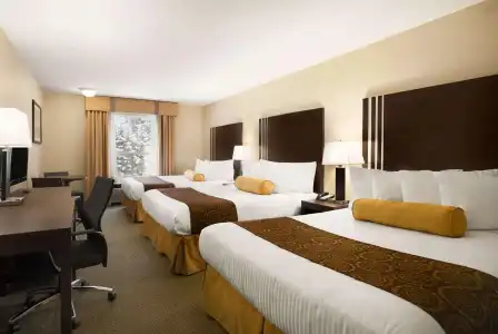 Ramada Limited Golden - 38