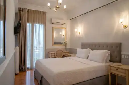 Acropolis Ami Boutique - 8