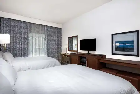 Hampton Inn & Suites Florence Center - 2