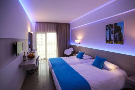 Les Palmiers Beach Boutique & Luxury Apartments - 28