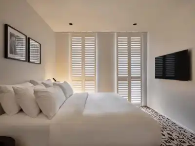 Burbury & Apartments - 26