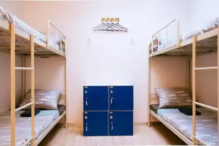 Inside Busan Hostel - 27