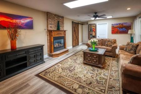 Lantern Light Inn - Romantic Getaway - 60