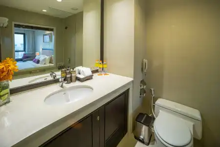 Bandara Silom Suites - 16