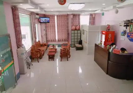 Man Shwe Li - 3
