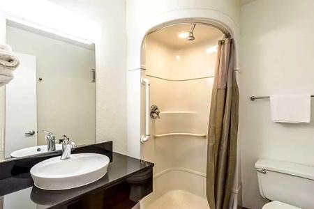 Motel 6 Redding, CA - Central - 29