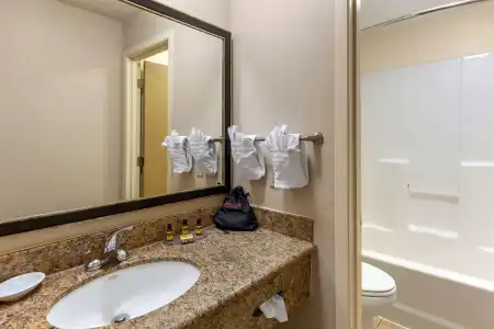 Best Western Plus Las Vegas West - 85