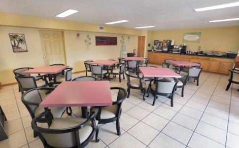 Sandals Inn - 13
