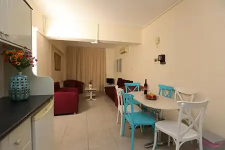 Sunquest Gardens Holiday Resort - 19