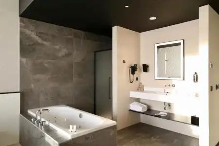 Mercure Namur - 79