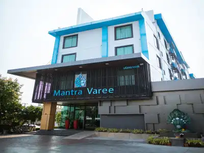 Mantra Varee - 0