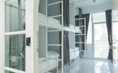 Young Money Hostel - 3