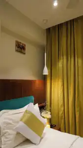 Club Emerald - 21