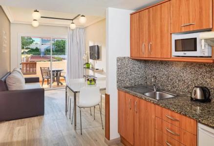 H10 Mediterranean Village - 44