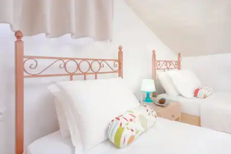 Notos Heights & Suites - 5