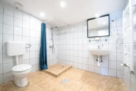 Chesscom Guesthouse - 32
