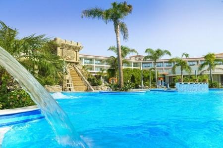 Olympic Lagoon Resort - 12