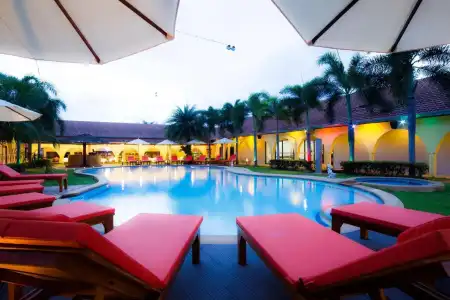 Getaway Resort Lake Mabprachan Thailand - 21