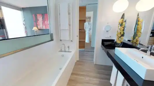 Meliá Barcelona Sky - 67