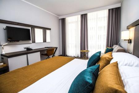 Best Western Plus Premium Inn - 42