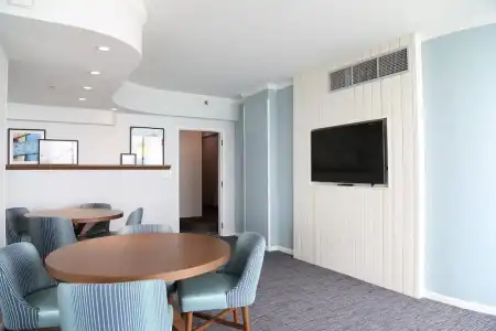 DoubleTree by Hilton Ocean City Oceanfront - 227