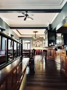 BRASSERIE - 17