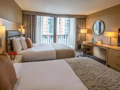 Warwick Seattle - 85