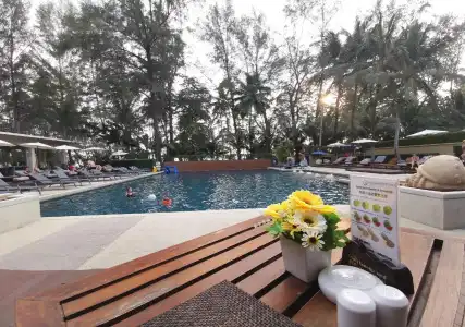 Southsea Khaolak Beach Resort - 11