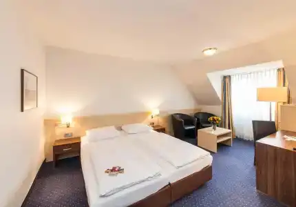Garner Cologne Porz - Airport by IHG - 58
