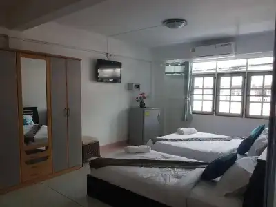 Chaam Guesthouse - 1