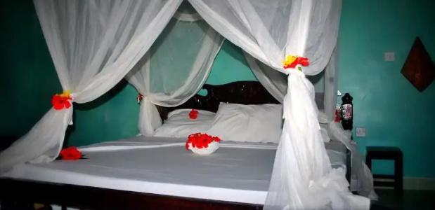 Royal Mandarin & Resort - 86