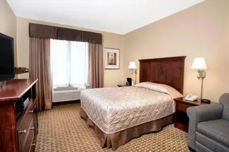 Barrington & Suites - 2