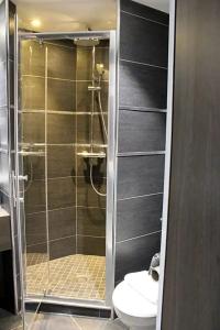 Hôtel Crocus Caen Mémorial - 47