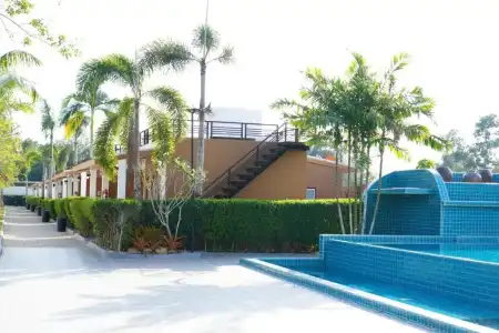 IP Plus Resort Chanthaburia - Halal - 33