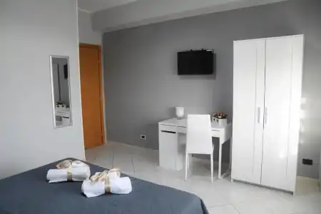 Guest House Lamezia Airport - 17