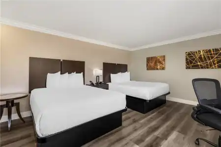 Best Western Plus LA Mid Town - 47