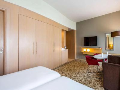 Novotel Suites Mall Avenue Dubai - 12