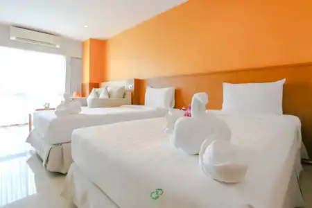 Crystal Jade - 33
