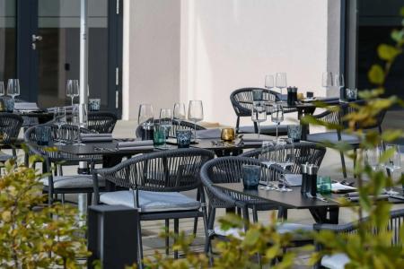 Piazza und Restaurant - 26