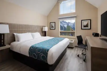 Grande Rockies Resort - Bellstars & Resorts - 2
