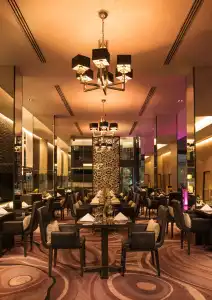 Radisson Suites Bangkok Sukhumvit - 21