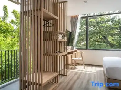 Shan Villas Sukhumvit - 328