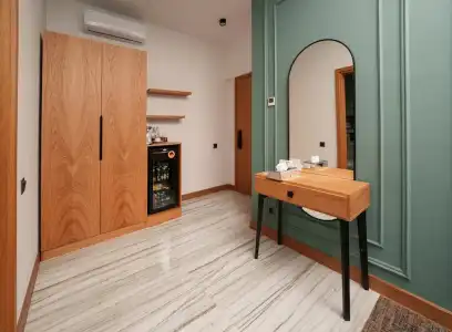 Revive Boutique - 3