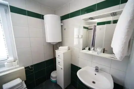 Apartments and Rooms Degra - 50