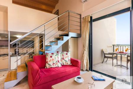 Pilot's Villas Luxury Suites - 100