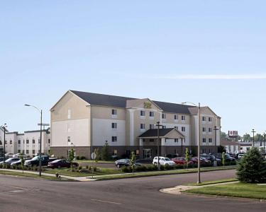 MainStay Suites Bismarck - 17